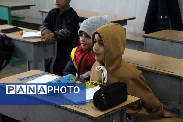 روشنگریِ جهادی؛ جهادِ آموزشیِ معلمان در مدارس یزد