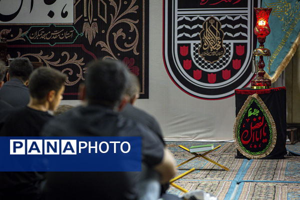 مراسم احیاء شب عاشورا در مسجد مقدس جمکران