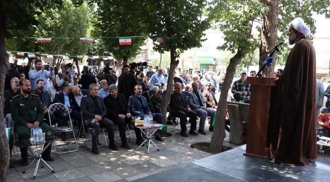 اجتماع بزرگداشت مشهدالشهدای قیام ۱۵ خرداد در قرچک