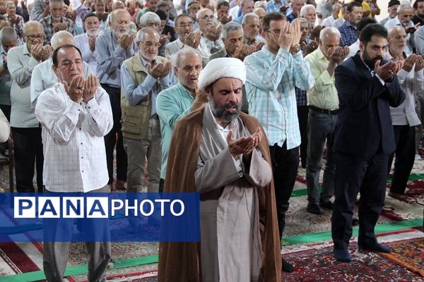 برگزاری نماز جمعه شهر قیامدشت با حضور رئیس اداره آموزش و پرورش ناحیه یک شهرری