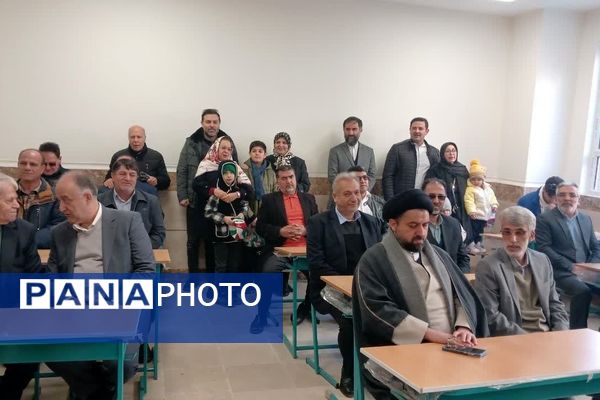 آیین افتتاح مدرسه ۱۲ کلاسه خیری, مشارکتی زنده یاد حاج فضل الله حریریان در محمد شهر کرج