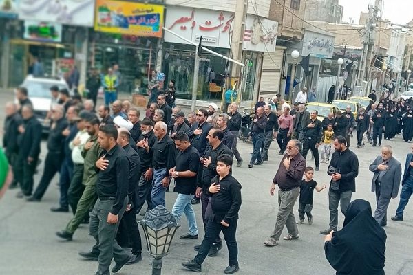 برگزاری مراسم پیاده‌روی جاماندگان اربعین درشهرستان فیروزکوه