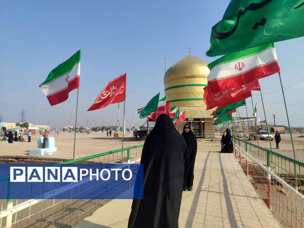 کاروان‌ دانش‌آموزی دختران در راهیان نور یادمان شهدای شلمچه