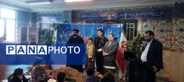محفل انس با قرآن در دبیرستان شهدای مدافع حرم منطقه ۱۰