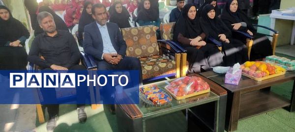 برگزاری مراسم شاهنامه‌خوانی و حافظ‌خوانی همراه با افتتاح نمایشگاه کتاب در مدرسه میلاد و کوثر نبی سعدآباد