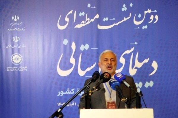 دیپلماسی استانی حاصل توانمندی و ظرفیت استان‌ها در حوزه اقتصاد و تعاملات است
