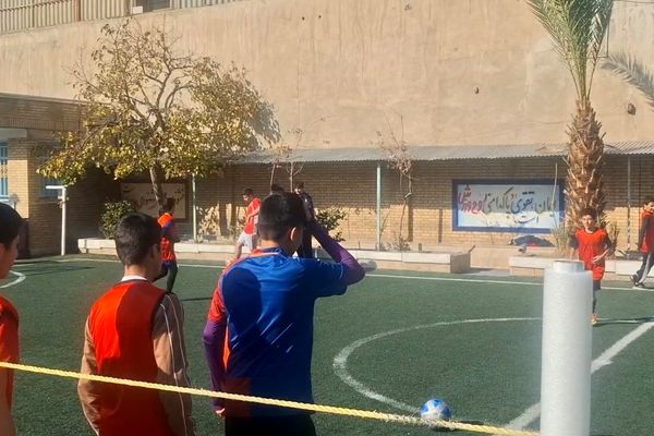 اهمیت توسعه مهارت‌های ورزشی، نشاط و سلامت جسمی دانش‌آموزان در مدارس