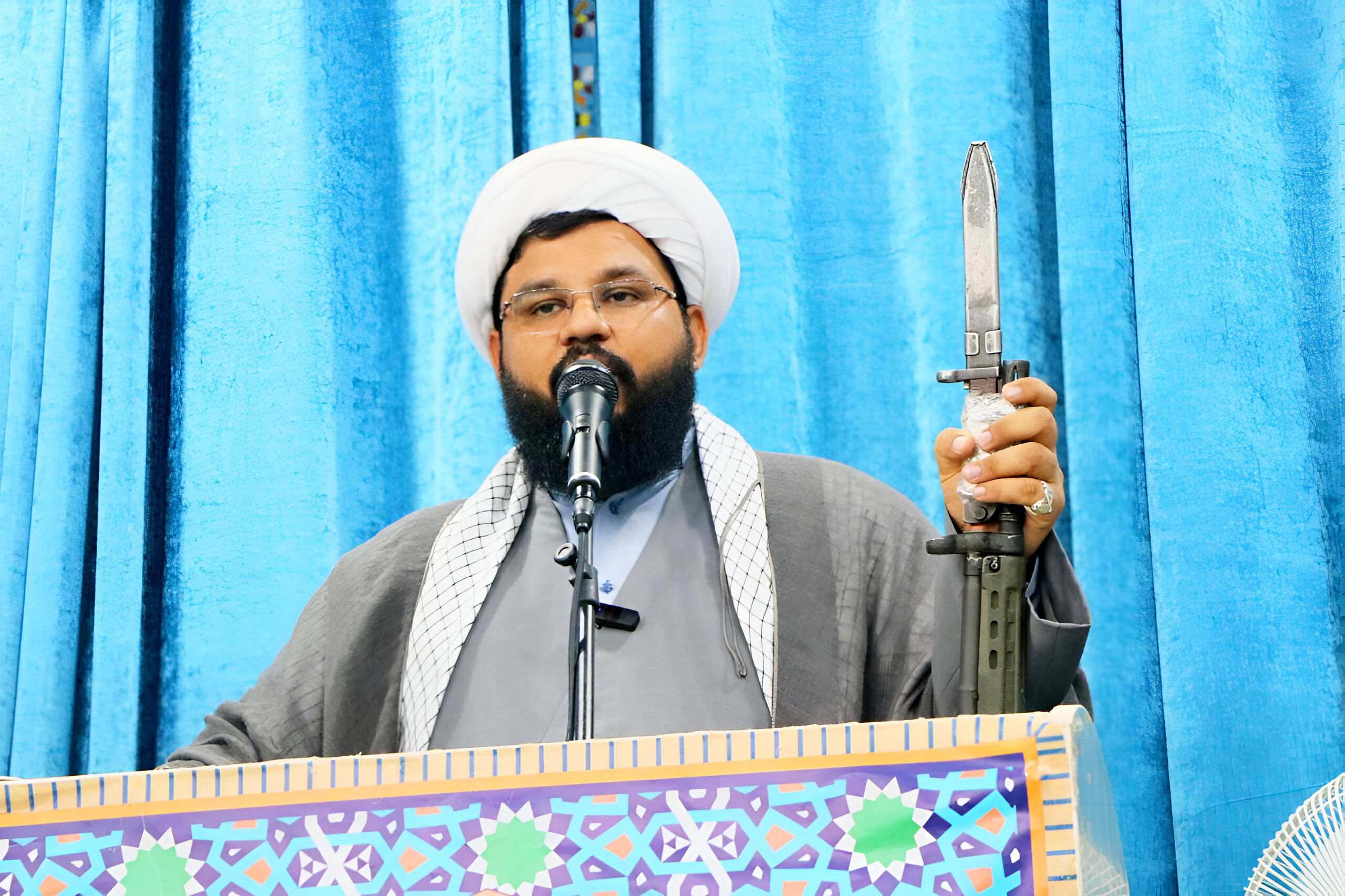 امام‌جمعه ریگان: افسانه نفوذناپذیری رژیم صهیونیستی با اقدام وزارت اطلاعات شکست