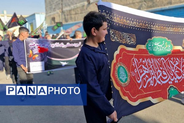 آیین عزاداری نو گلان فاطمی؛ از مسیر مدرسه میثاق تا مسجد امام حسن مجتبی (ع) فشافویه