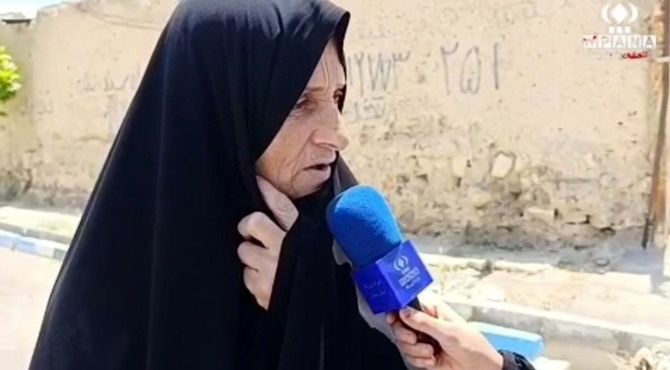 کسانی که قصد دارند پرچم ایران را به زمین بزنند بدانند ما هزاران قاسم سلیمانی داریم 
