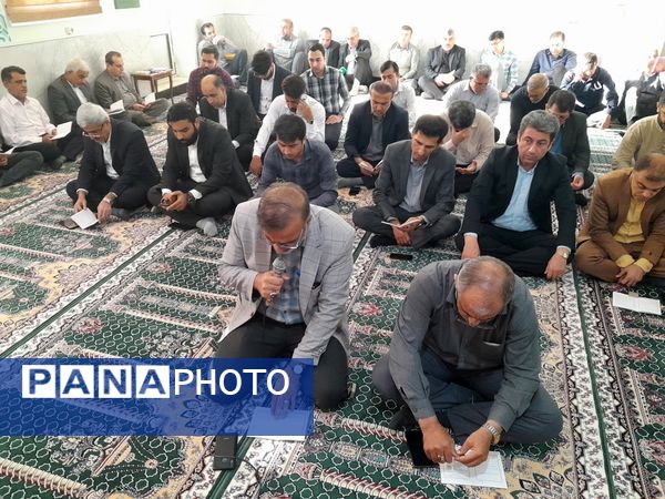 مراسم سالروز ارتحال حضرت امام خمینی رحمت الله علیه در اداره کل آموزش و پرورش استان بوشهر