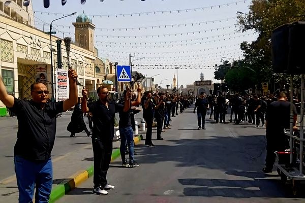 در حرم امام رضا (ع)، جوهره‌ای از نور و محبت قرار دارد