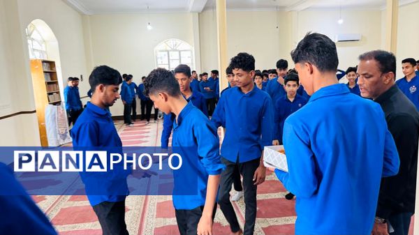 مراسم ایام فاطمیه در دبیرستان پسرانه امیرکبیر منطقه سندرک