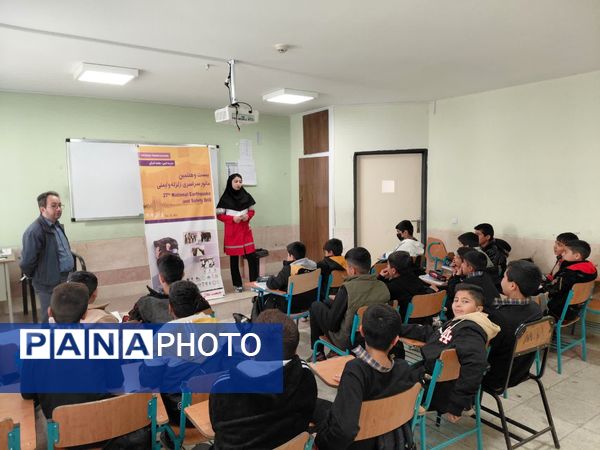 برنامه نمادین مانور زلزله در شهرستان بروجن