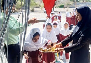 تقارن هفته ی دفاع مقدس با آغاز سال تحصیلی جدید