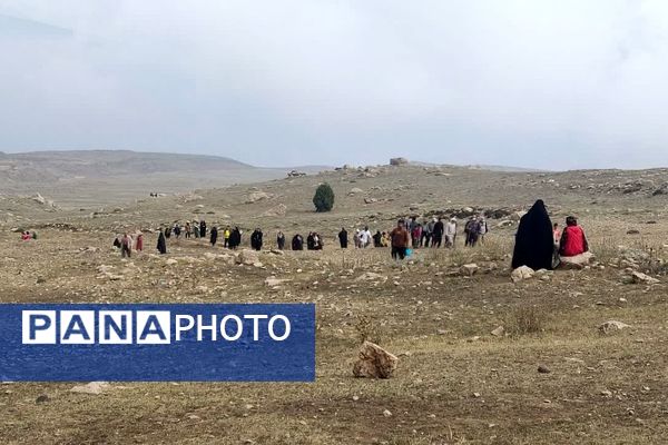 همایش پیاده‌روی خانوادگی در روستای لوط لاریجان 