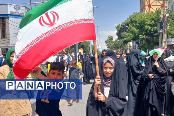 راهپیمایی جمعه خشم و نصر شهرستان قروه