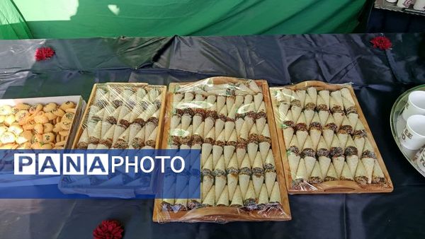 برپایی موکب ایام عزاداری فاطمیه در دبیرستان صدرا یزد