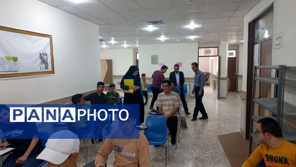 بازدید سرپرست اداره آموزش و پرورش استثنایی استان از روند برگزاری امتحانات نوبت دوم