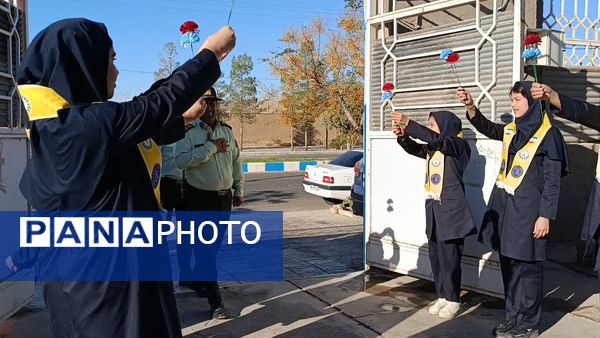 گرامیداشت هفته نیروی انتظامی در دبیرستان فرزانگان خواف 