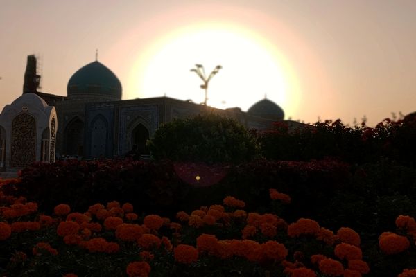 سفر به قلب خورشید هشتم