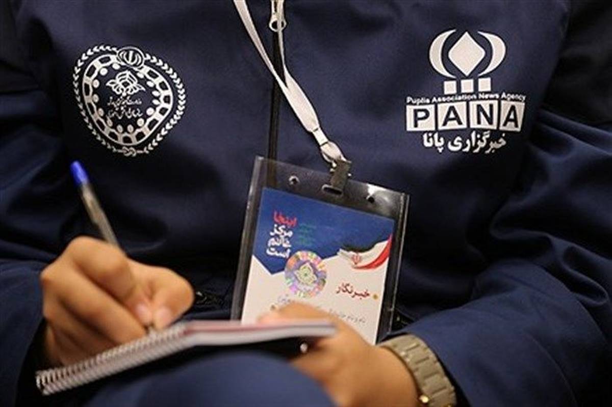 خبرنگاران قلم‌های جاری در رگ‌های ملت‌اند
