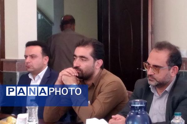 جلسه هم‌اندیشی معاونان پژوهش و توسعه منابع مناطق ۲۱ گانه شهرستان‌های تهران 