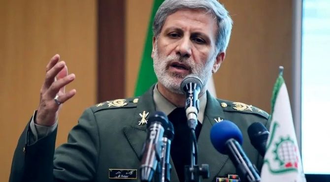 فرمانده کل ارتش: رویکردهای جدیدی را برای هرگونه تهدید اتخاذ کرده‌ایم