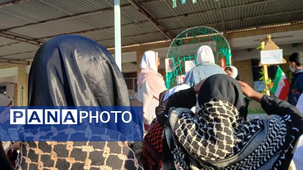 «صبحگاه مقاومت» در مدرسه شهید مطهری فین 