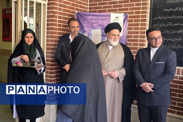 برگزاری جشن جوانه ها ، آغاز فصل رویش جوانه ها در بهارستان دو