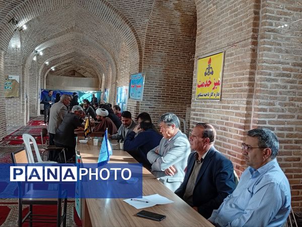 گذری بر حضور ادارات مختلف نیشابور در سومین جمعه آذر ماه 