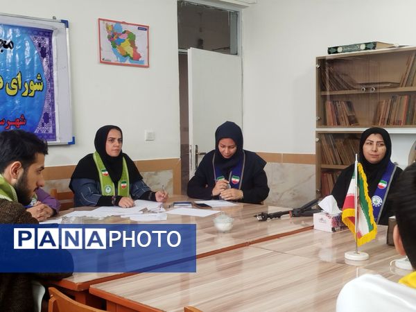 انتخابات شورای دانش‌آموزی در شهرستان فاروج 