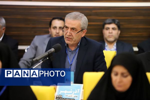 نشست مشترک کمیسیون آموزش، تحقیقات و فناوری مجلس با وزیر آموزش و پرورش 
