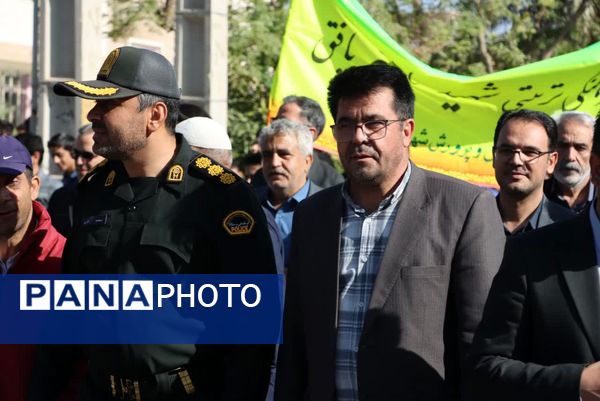 برگزاری راهپیمایی باشکوه ۱۳ آبان در شهرستان بافق 