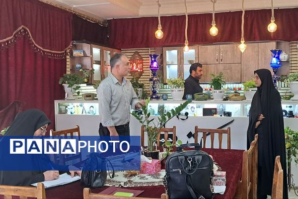 بازدید سرگروه کیفیت بخشی فعالیت‌های پرورشی استان از مدارس ناحیه دو شهرری 
