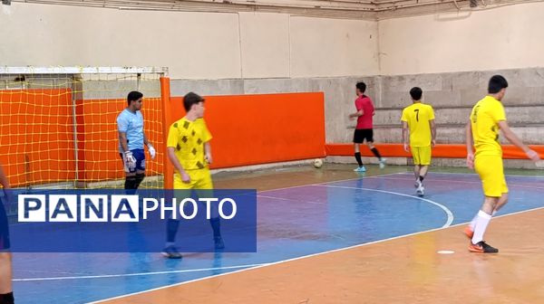 رقابت پرشور فوتسال مدارس ملکان با حضور ۸ تیم