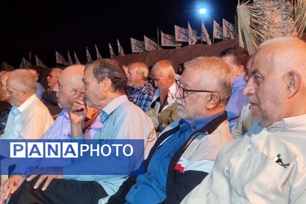 شبی با شاهدان؛ دورهمی پیشکسوتان و رزمندگان دفاع مقدس در قدمگاه شهدا پیشوا