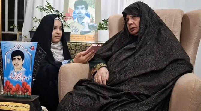 مسیر فرزند شهیدم، مسیری آگاهانه و با بصیرت کامل بوده است