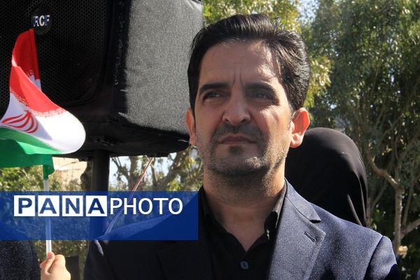 تجلی اقتدار مردم بهارستان در راهپیمایی ۱۳ آبان