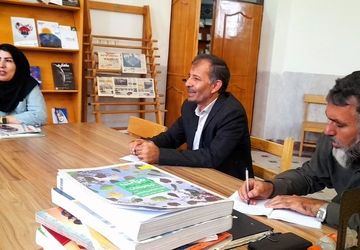  کتابخانه شهدا بن، میزبان نویسندگان این شهر بود