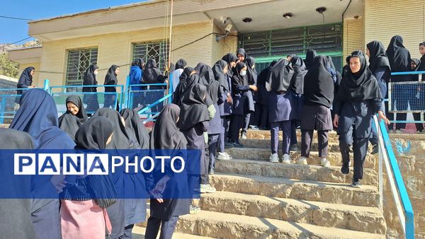 انتخابات شورای دانش‌آموزی در دبیرستان دخترانه سبحان و مائده شِلیل