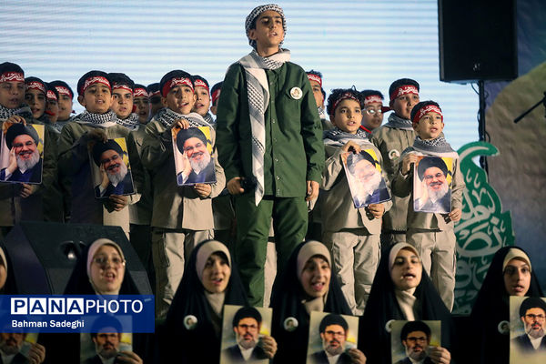 مراسم گرامیداشت شهید سیدحسن نصرالله همزمان با تشییع شهدا در لبنان - تهران
