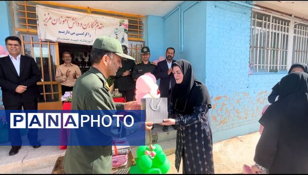 برگزاری مراسم سپاس معلم در خلیل آباد 