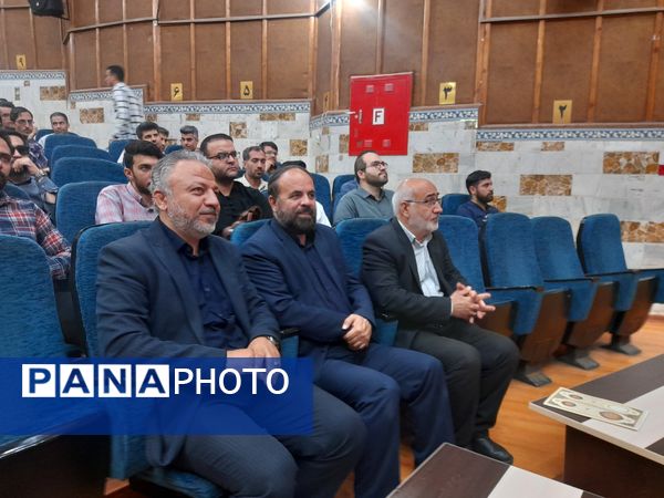 برگزاری دوره  دانش افزایی مربیان پرورشی و مشاوران جدیدالورود استان البرز