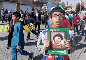 از دل مردم تا زبان مسئولان؛ حرف دل یزدی‌ها در راهپیمایی ۱۳ آبان