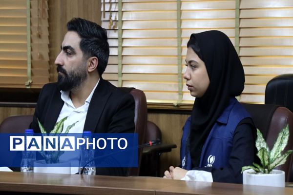 نشست صمیمانه شهردار پاکدشت با خبرنگاران و اصحاب رسانه