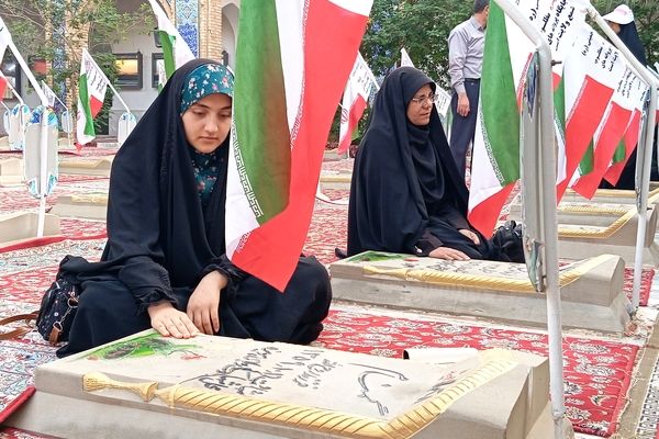 هویزه نماد پیوند نسل‌ها