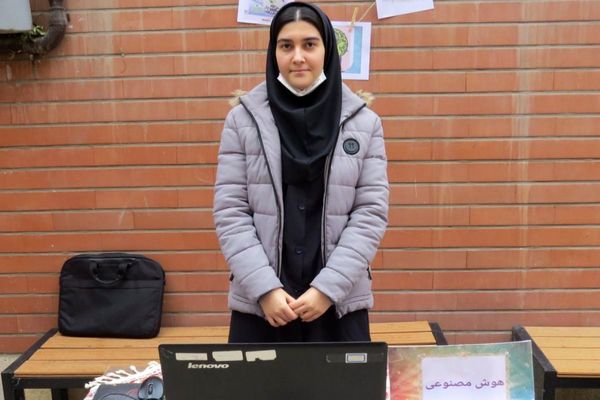 مراسم هفته پژوهش در دبیرستان بانو عفت آهنگری شهرری