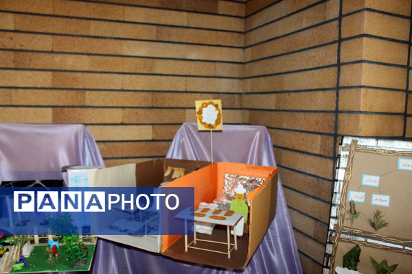 نمایشگاه طرح جابربن حیان در ناحیه یک قم - 2