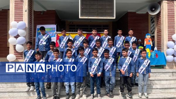 برگزاری جشنواره سفیران سلامت در آموزشگاه پسرانه حاج فرمان ولی محمدی صفادشت